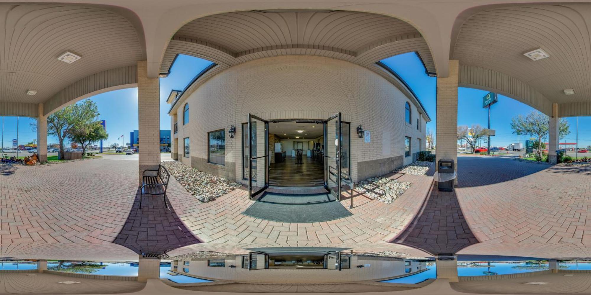 Quality Inn & Suites Weatherford Exterior photo